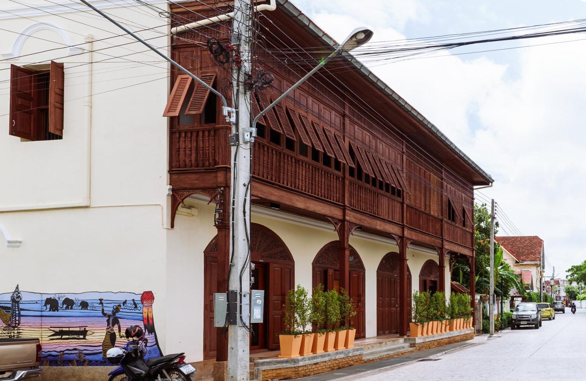 Hotel Fong Lee Cc Lampang Zewnętrze zdjęcie